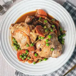 Arvejado de trutro corto de pollo